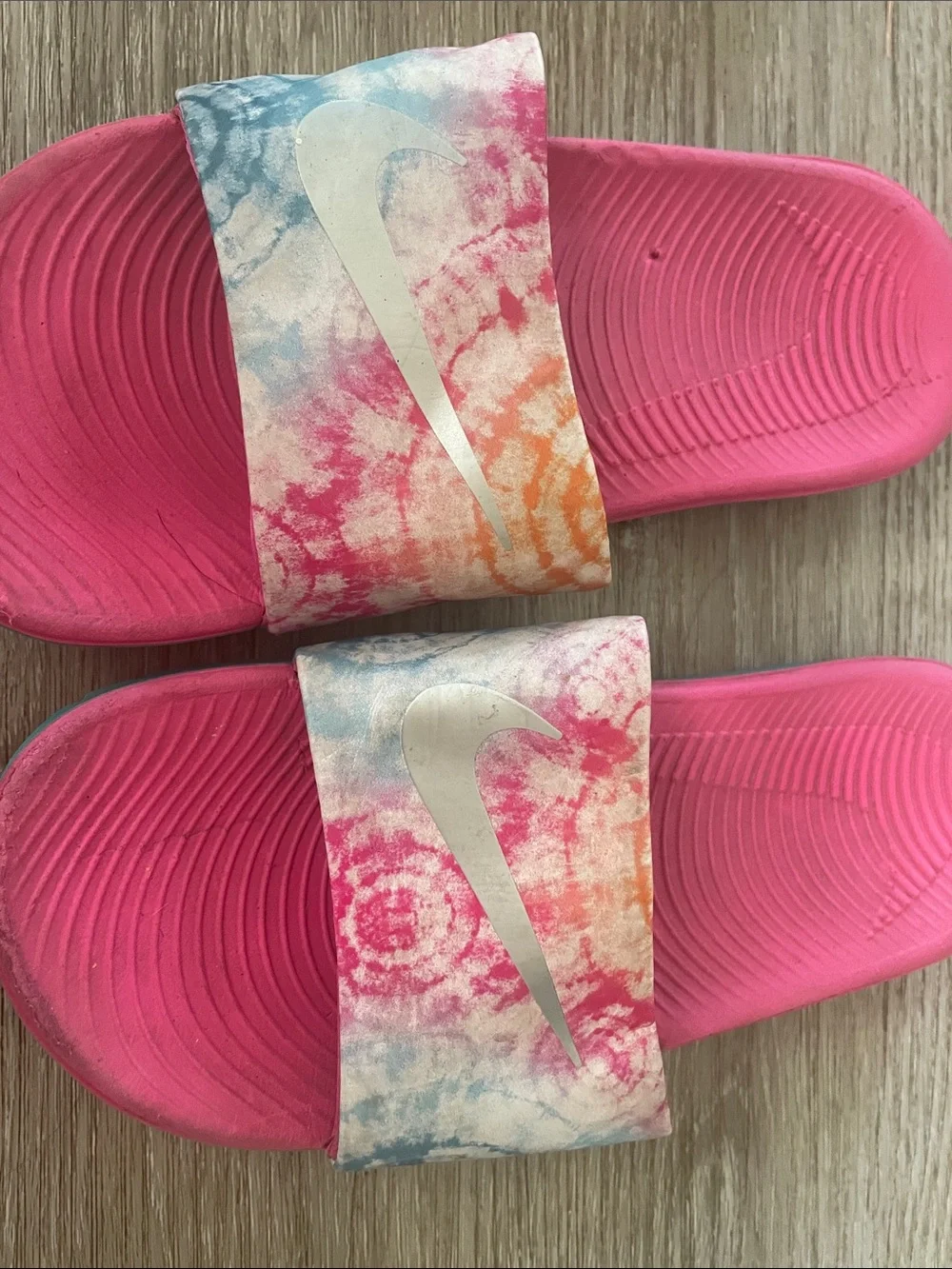 Nike Kids Pink Tie-Dye Strap Slide Sandals